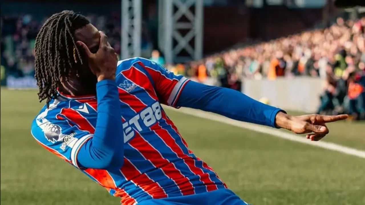 Conference League : Evann Guessand brille à Crystal Palace ( vidéo )