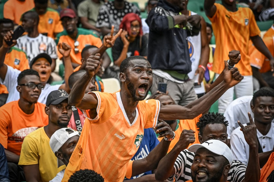 Arbitrage ivoirien : les officiels FIFA reçoivent leurs badges pour la saison 2025-2026