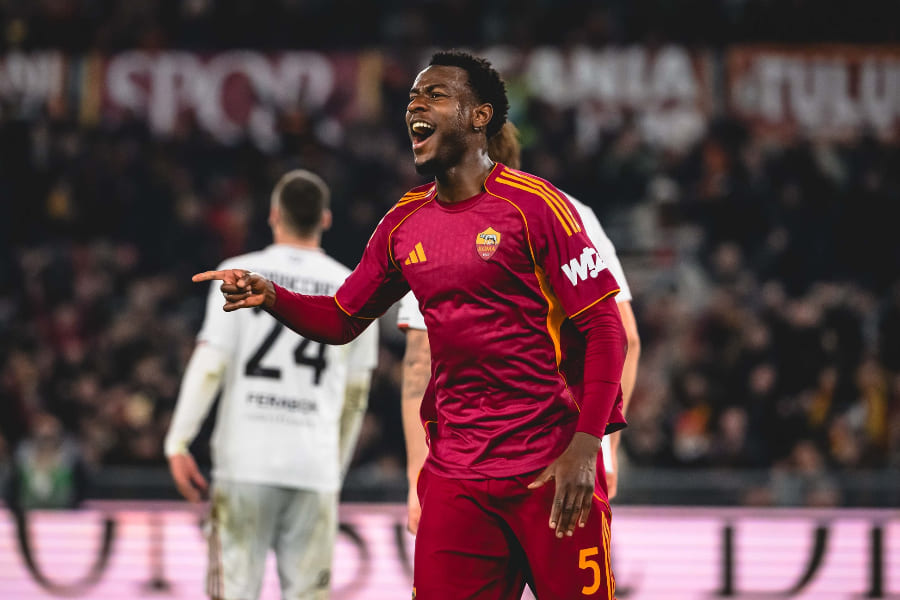 Evan Ndicka. Site officiel de l'AS Roma