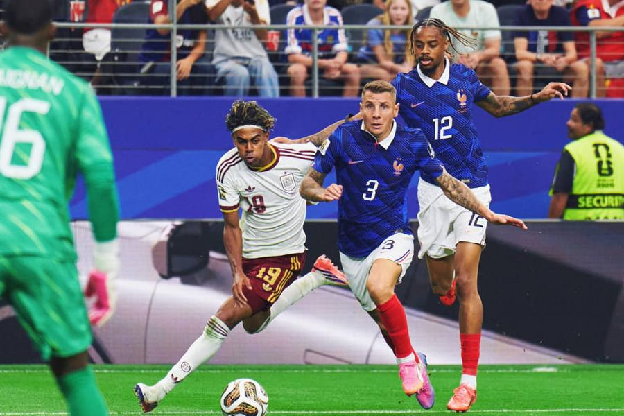 Paris gagnants à 17 dans le choc France-Espagne à la Coupe du Monde